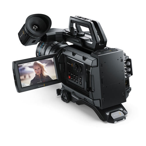 Camera-Blackmagic-Design-URSA-Mini-4K-com-Montagem-EF