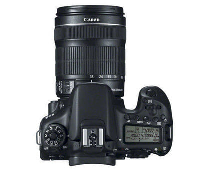 Camera-DSLR-Canon-EOS-70D-com-Lente-EF-S-18-55mm-f-3.5-5.6-STM