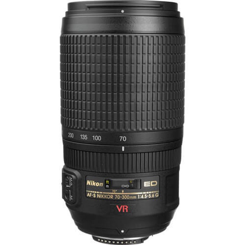 Lente-Nikon-AF-S-VR-Zoom-NIKKOR-70-300mm-f-4.5-5.6G-IF-ED