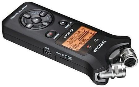 Gravador-Digital-Portatil-Tascam-DR-07mkII-com-Memoria-de-2-GB-Micro-SD-Incluido