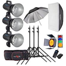 Kit de Iluminação com 3 Flashes Tocha de 200W (600W)