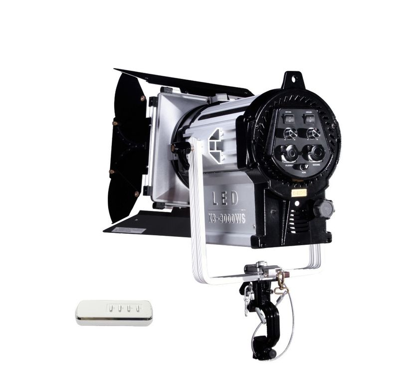 Iluminador-Fresnel-de-Led-NiceFoto-X3-3000ws-Bi-Color--Bivolt-