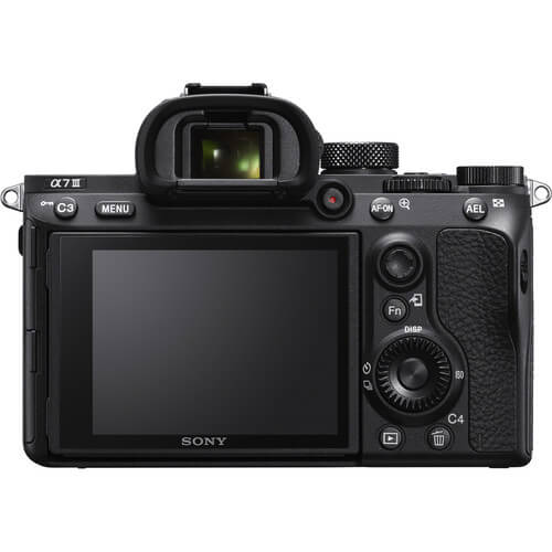 Kit-Camera-Sony-a7III-Mirrorless---Estabilizador-Inteligente-Crane-Plus-com-3-Eixos