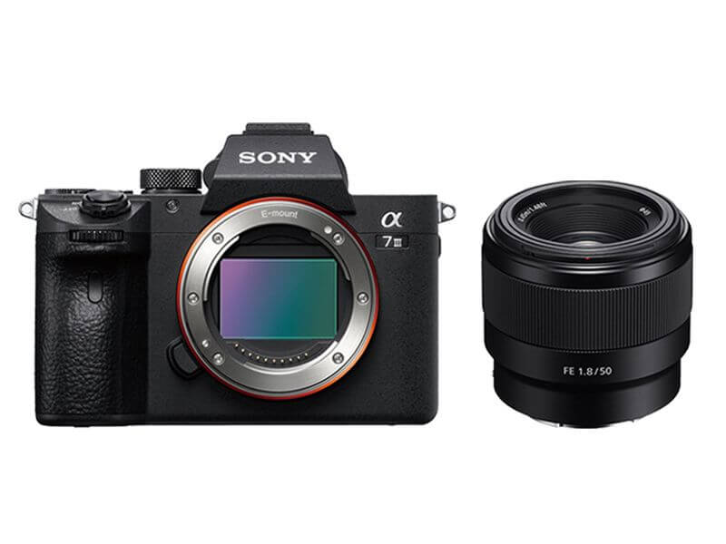 Kit-Camera-Sony-a7III-Mirrorless---Lente-Sony-FE-50mm-f-1.8-Full-Frame---Cartao-SDXC-64Gb-de-95Mb-s