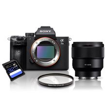 Kit Sony a7III Mirrorless + Lente Sony FE 85mm + Filtro UV 67mm + Cartão SDXC 32Gb de 95Mb/s