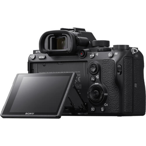 Kit-Sony-a7III-Mirrorless---Lente-Sony-FFE-24-240mm-OSS---Filtro-SkyLight-72mm---Cartao-SDXC-32Gb-de-95Mb-s