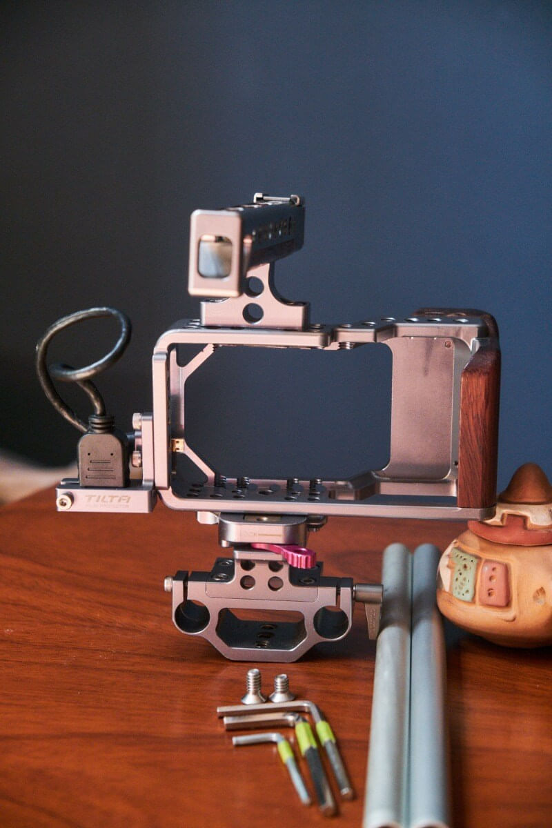 Gaiola-Cage-BMPC-com-Punho-Handle-Grip-para-BlackMagic-Pocket-Cinema