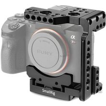 Meia Gaiola Cage SmallRig 2098 com Liberação Rápida para Sony a7R III, a7 III, a7R II, a7S II e a7 II