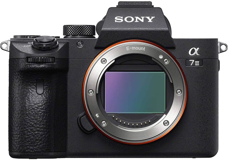 Kit-Sony-a7III-Mirrorless-4k---Lente-Tamron-17-28mm-f-2.8-Di-III-RXD