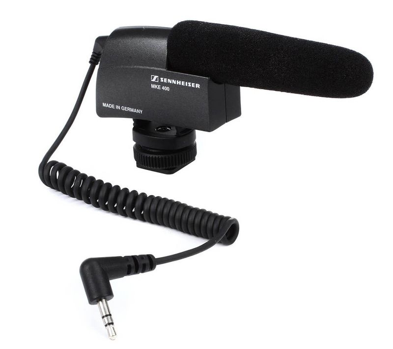 Microfone-Shotgun-Sennheiser-MKE-400-com-Montagem-em-Cameras-e-Gravadores