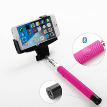 Bastão de Selfie com Disparador Bluetooth Universal Rosa Pink