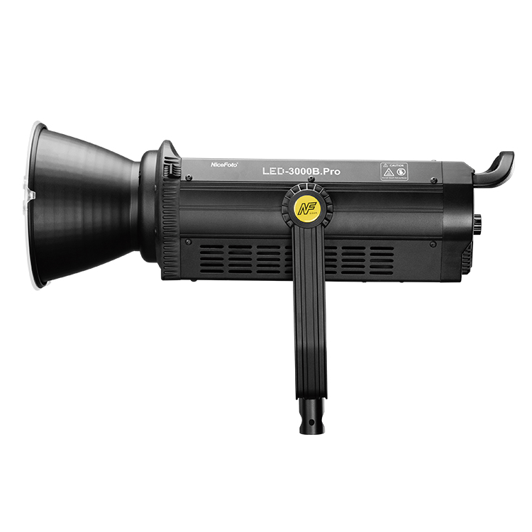 Iluminador-LED-Profissional-NiceFoto-LED-3000B-Pro-COB-Video-Light-300W-Luz-Continua-5600K--Bivolt-